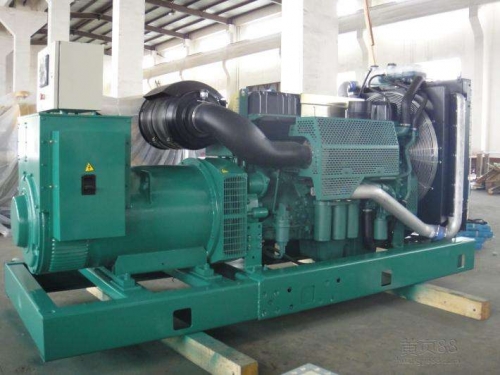 崖州便携静音：租赁无声发电机组，便携式解决能源需求